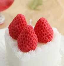 Cream Cake Shaped Scented Candle,170G Red Strawberry Shape Fruit Aroma Soy Wa...