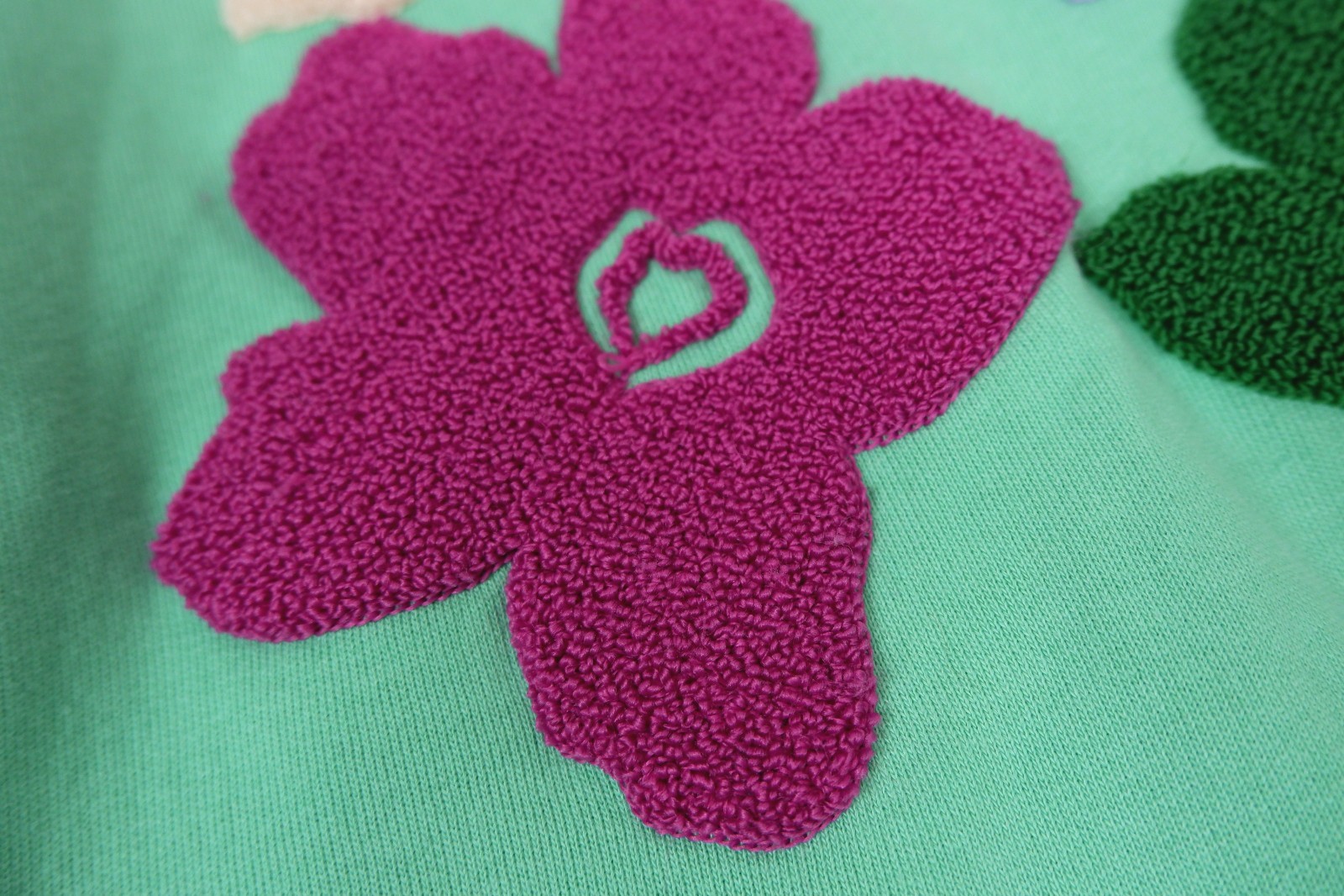 Patchwork Embroidered Daisy Flower green mint swe… - image 2