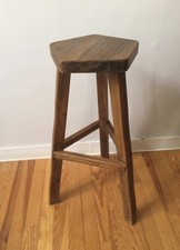 TABOURET BAR PENTAGONE en ORME