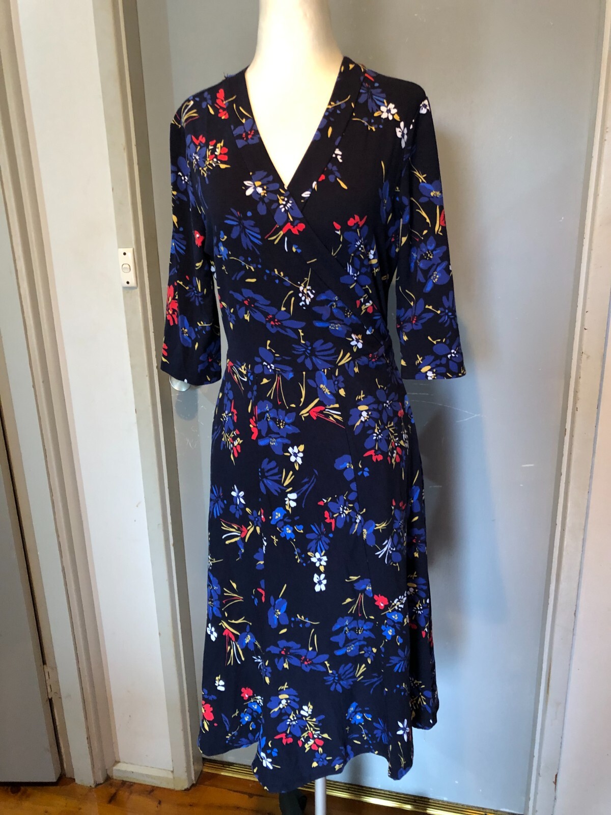 SPORTSCRAFT Signature Navy Floral Stretch Wrap Dress Size 10 EBay sportscraft-signature-navy-floral-stretch-wrap-dress-size-10-ebay