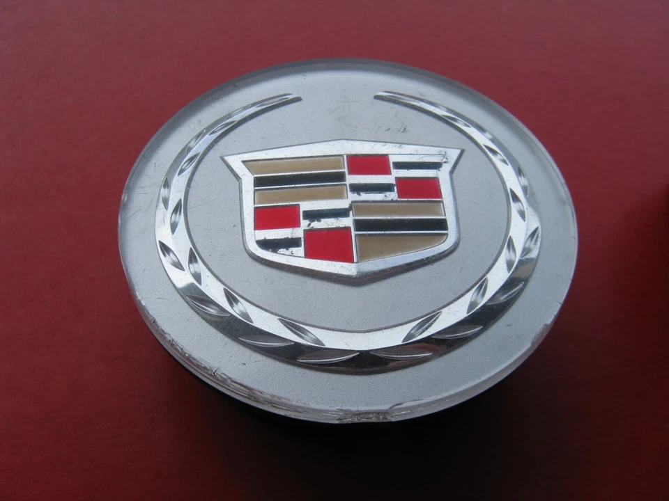 CADILLAC ATS CTS DTS SRX STS XLR XTS TAPACUBOS TAPACUBOS TAPACUBOS CUBIERTA CENTRAL 356 Foto 2 de 4