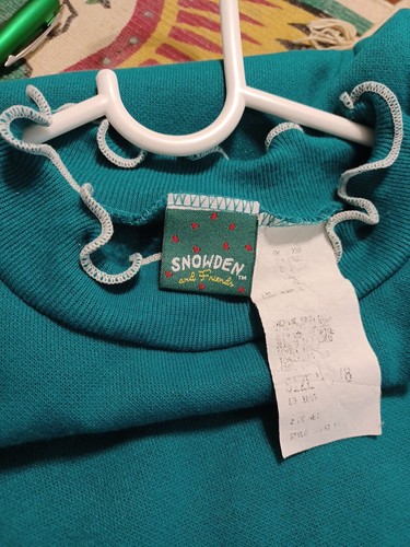 Vintage kids/youth Christmas Sweatshirt Green Bunny Used As-Is - Picture 8 of 8
