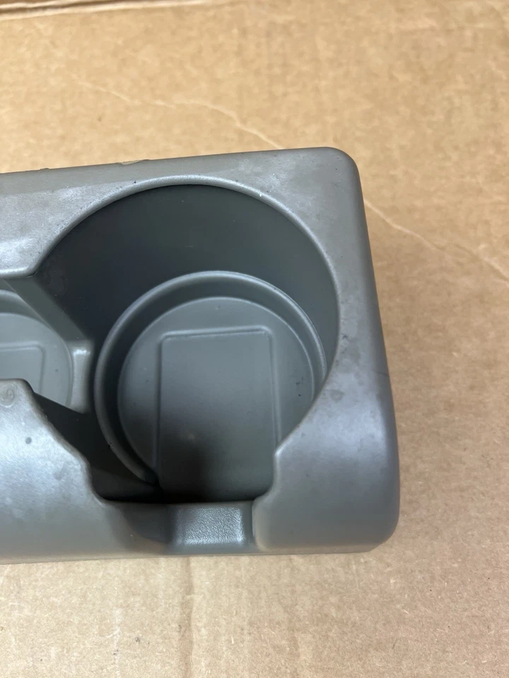 Chevrolet Colorado GMC Canyon 2004-2012 asiento delantero portavasos bebida OEM gris Foto 4 de 4