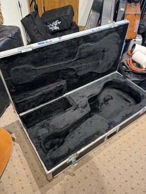 Pro Tour Flight Case - Martin Dreadnought - Anvil-Style Armor by LM Engineering