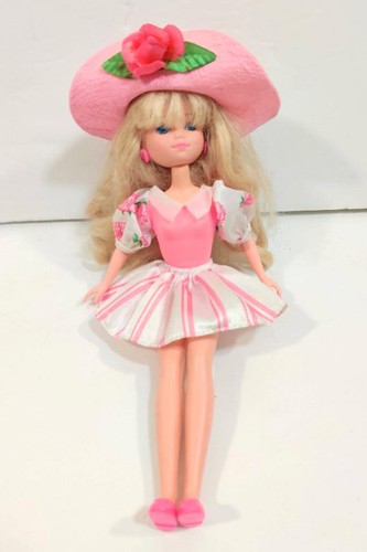 Vintage PEPPERMINT ROSE Doll Mattel 1992 Doll Empty Perfume Bottles Hat Shoes - Picture 4 of 5
