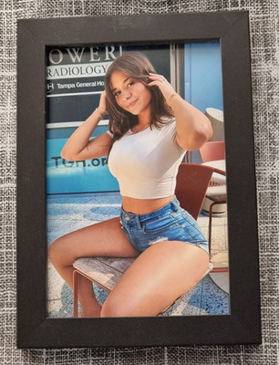 Sophie Rain gerahmter Druck Modell TikTok Stern Fan Geschenk Kunst Spielzimmer Deko 4x6