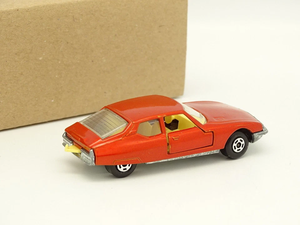 Matchbox Superfast 1/60 - Citroen SM - Photo 2/3