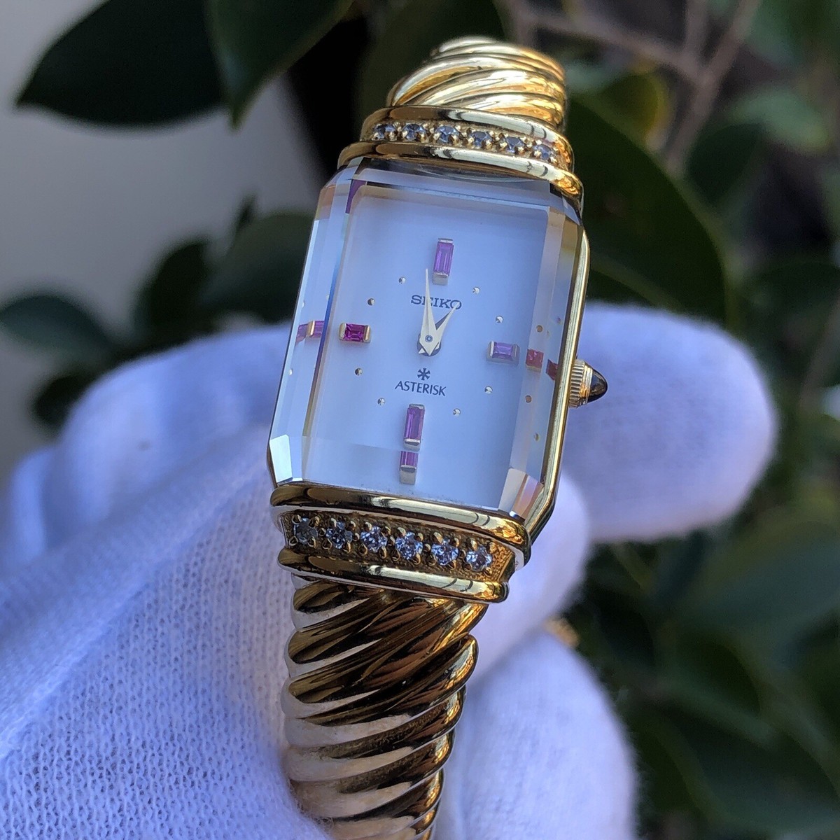 SEIKOセイコーYUKISABURO WATANABE （ASTERISK ） Vintage Seiko ASTERISK Lady's Watch By Yukisaburo Watanabe Ruby