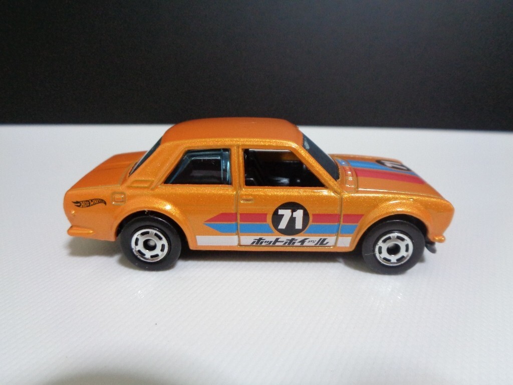 Hot Wheels 2019 '71 Datsun Bluebird 510 Flying Customs Opened