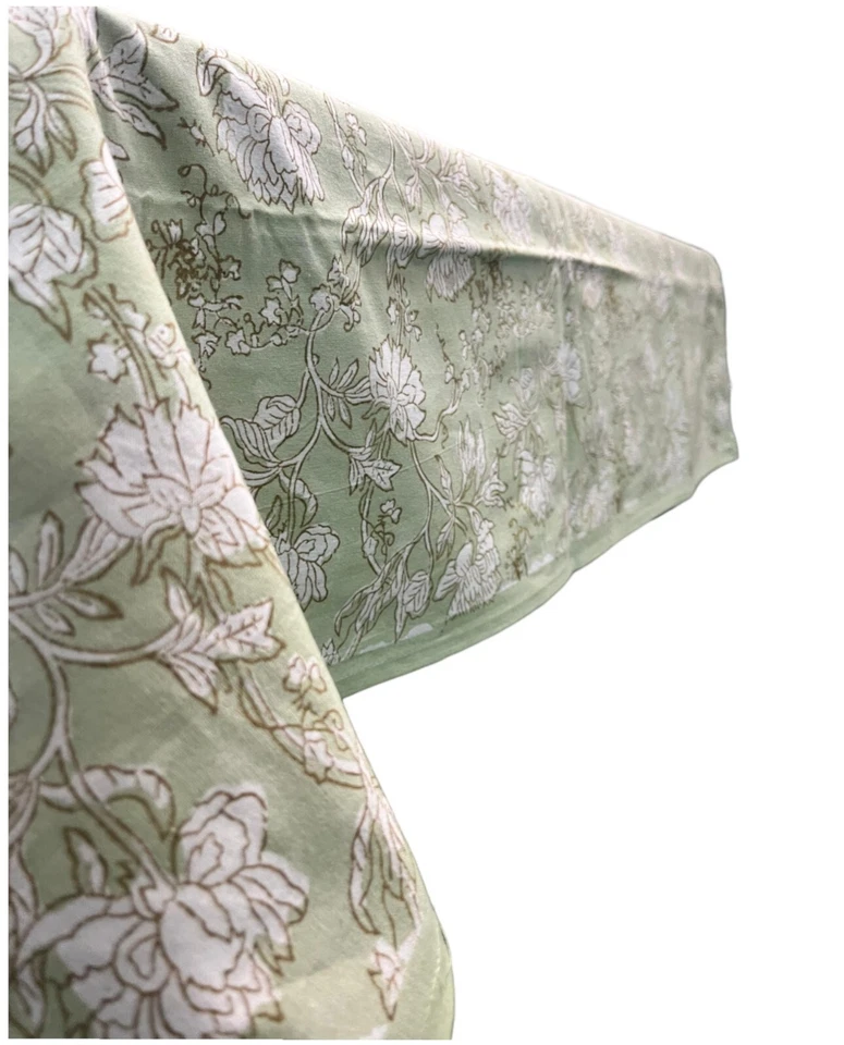 Indian Hand Block Print Tablecloth with 6 Napkins 100%Cotton Floral 150*220 cm - Image 4 of 4