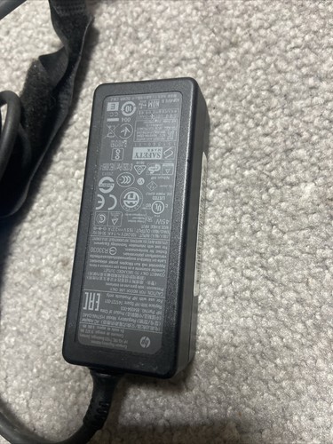 Original HP Laptop Ladeadapter Teilenr. 854054-003