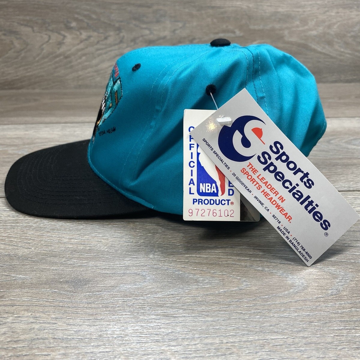 RARE VINTAGE 90s VANCOUVER GRIZZLIES SPORTS SPECIALTIES SNAPBACK