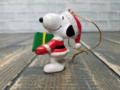 snoopy スヌーピー peanuts クリスマス　ビンテージ　オーナメント Vintage Peanuts Santa Snoopy with Present 2.5