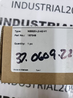 PEPPERL +FUCH NBB20-L2-A2-V1 PROXIMITY SENSOR