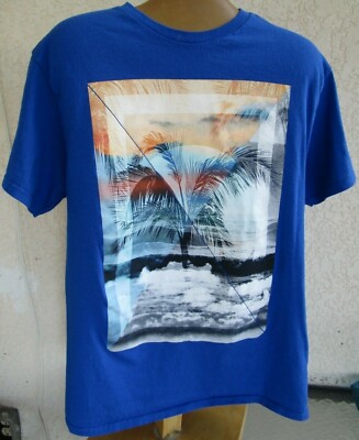 Delta Graphic ''Tropical Palms,Ocean and Sun'' T-Shirt Color Blue Size Medium