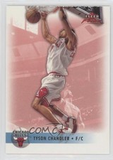 2003-04 Fleer Focus Tyson Chandler #15 3o2