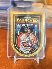 2025 Topps Chrome Cosmic- CAL RALEIGH GOLD REFRACTOR /50 LAUNCHED INTO ORBIT