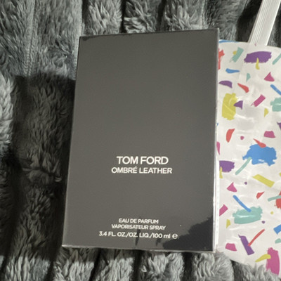 Tom Ford Ombre Leather Eau de Parfum Spray Normale Größe 100 ml