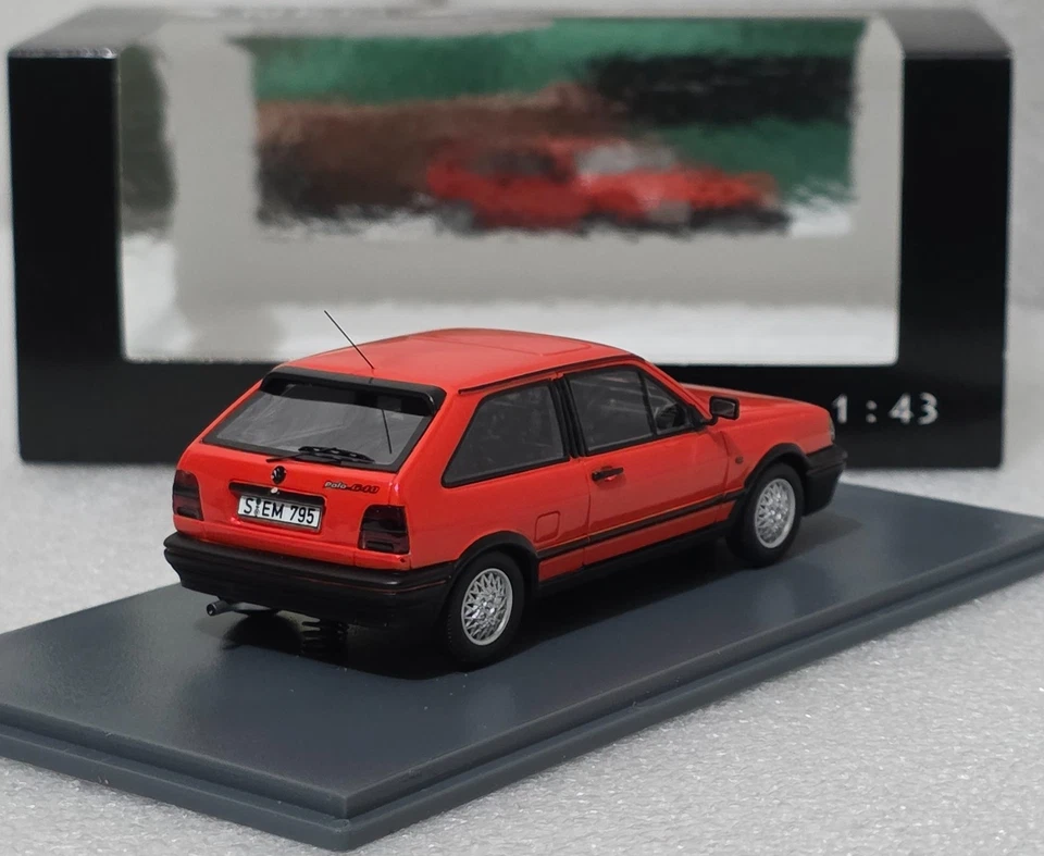 Volkswagen VW Polo G40 MKII 1986 Red 1:43 Neo NEO45795 EXTREMLELY RARE!! - Image 2 of 4