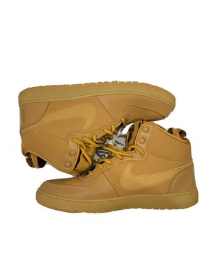 nike mid borough winter