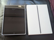 iPad 7th Generation 32gb Cellular unlocked , gray, w/box charger no cable 
