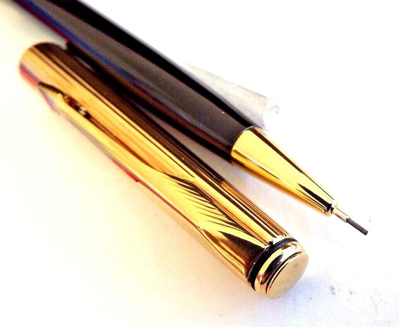 New Parker Custom Insignia Black 14K Gold Dimonite 0.5mm Pencil USA