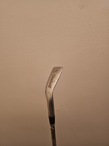 Cleveland Tour Action Senior Series Pitching Wedge - Graphite Senior Flex shaft - Picture 2 of 5