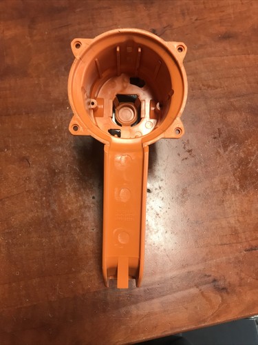 OEM Parts Housing HM-300047036 Assembly for Ridgid R2611 6” Random Orbit Sander - Picture 13 of 14