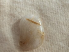 Rutilquarz Engelshaar Trommelstein 8 Gramm Schutzstein