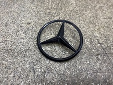 Embleme Logo Zeichen Schwarz Mercedes W176 A250 Sport Facelift 16.1930.022 Embleme Logo Zeichen Schwarz Mercedes W176 A250 Sport Facelift 16.1930.022