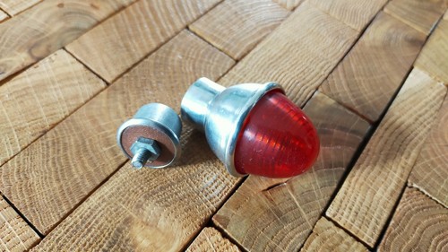 Ancien Feu Arrière Avec Fixation Vélo Vintage à Arpheuilles Saint Priest 31525714
