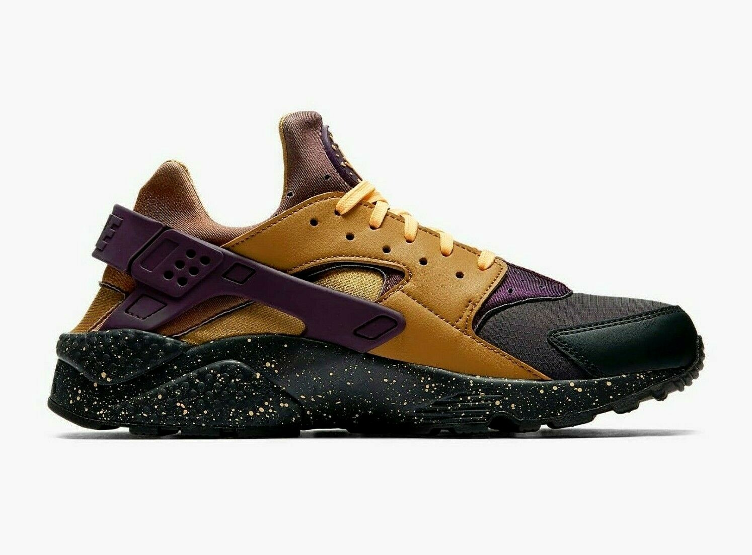 nike air huarache black elemental gold