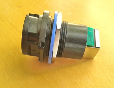 Amphenol Buchse RJF  für RJ45 mit Kontermutter 190-030353-90 female