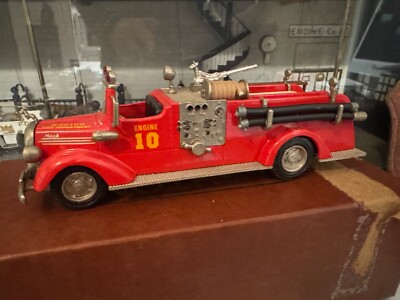Ashton Models AH10 1950 Mack L Boston Fire Engine 10 Modified 1:43