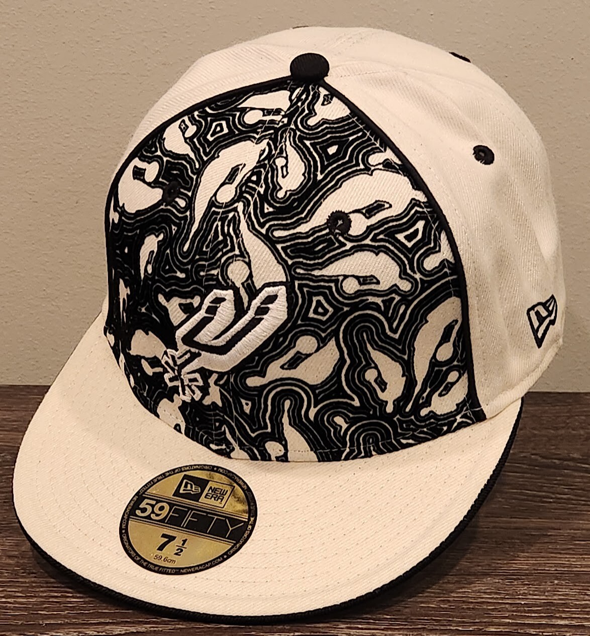 New Era San Antonio Spurs Mid-2000's Logoman Fitted Hat 7-1/2 NBA Basketball view 2