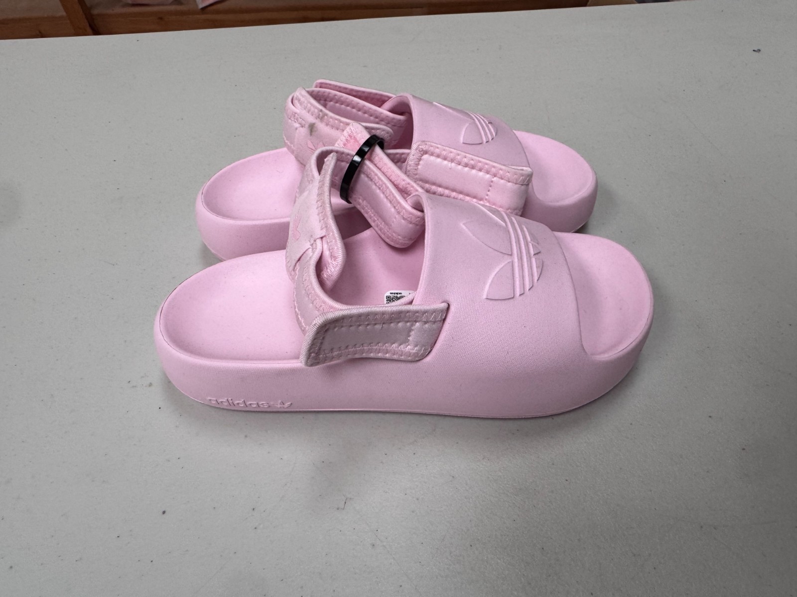 Adidas Originals Kids Sandals UK 4 EU 36 Pink Trefoil Adilette Strap Slides image 3