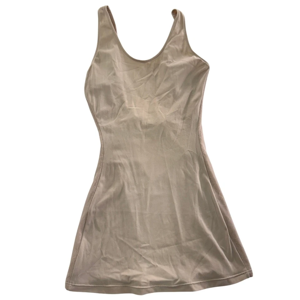 Body Assets Spanx para mujer pequeño rojo tostado etiqueta caliente cuerpo ropa moldeadora delgada Foto 3 de 4