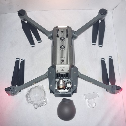 DJi Mavic Pro Platinum 16GB + 1 Battery, 8 Props, Charger, USB-C & iPhone Cable - Picture 7 of 24