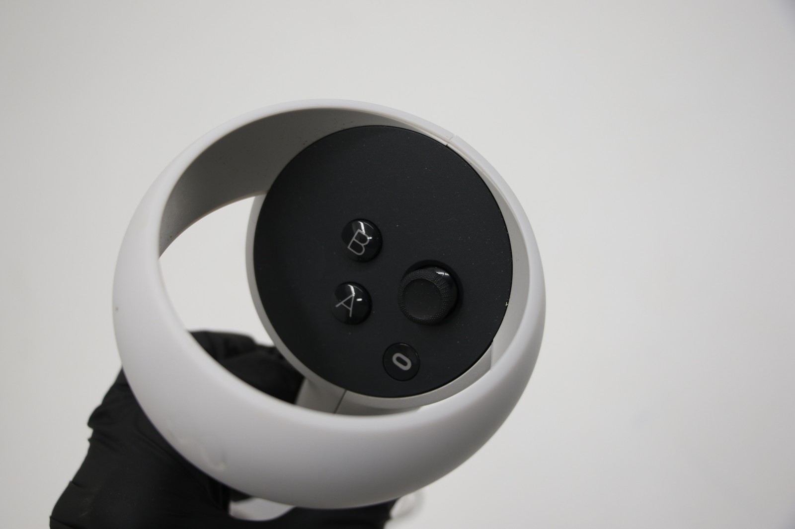 Oculus Quest 128GB Advanced All-in-One Virtual Reality VR Headset Set - White