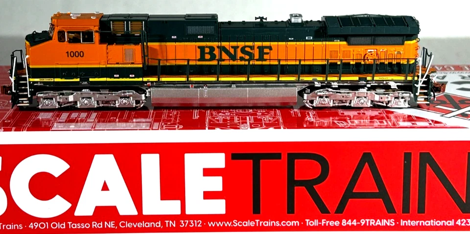 SCALETRAINS N SCALE GE C44-9W LOCOMOTIVE SOUND&DCC BNSF  SXT38679 - Image 4 of 4