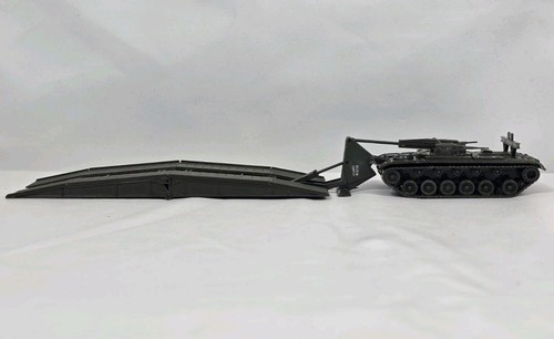 Roco Minitanks 1/87 New Modern US M48 AVLB Amphibious Bridge Layer - Bild 5 von 12