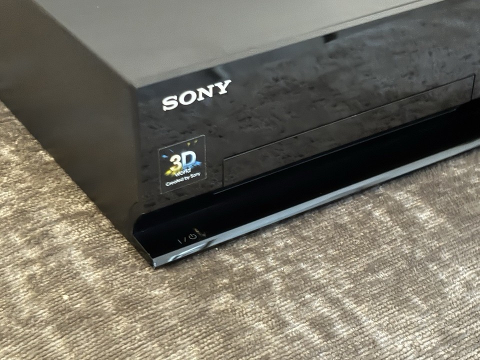 Sony 3D World HDMI Blu-Ray Disc CD & DVD Player with Remote | eBay UK