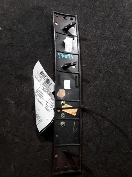 2003 AUDI A6 ALLROAD RIGHT DASH WOODGRAIN TRIM 4B1 853 190 S - Imagem 2 de 4