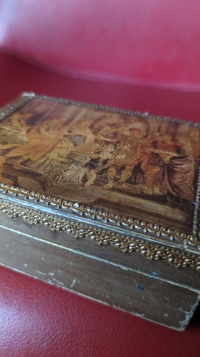 Vintage Italian Florentine Roman Gold Gilt Wood Hinged Box Jewelry Trinket - Picture 7 of 14