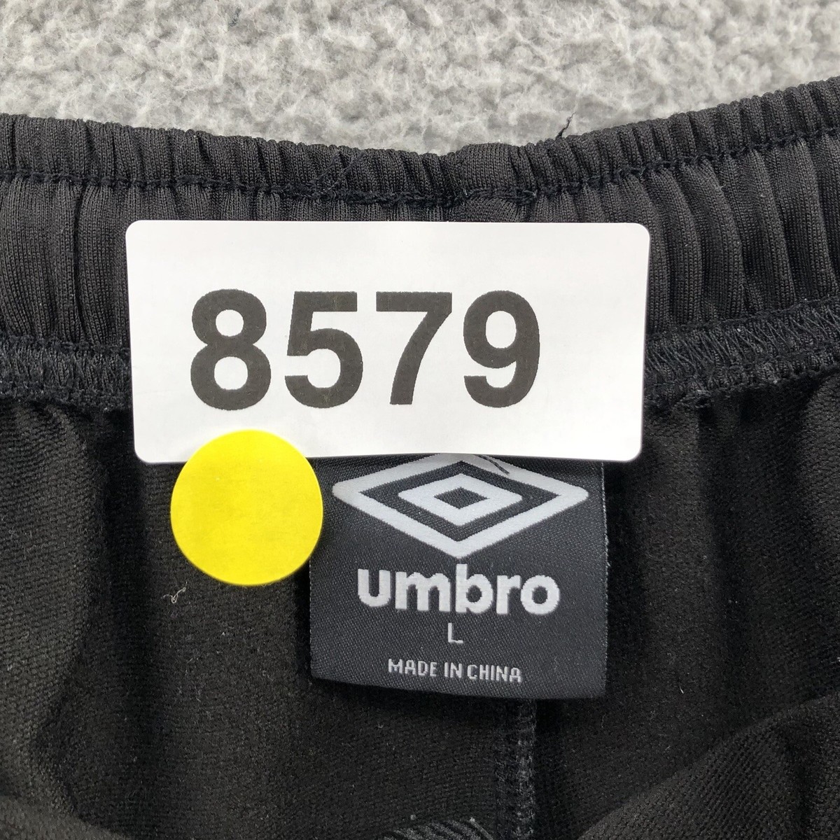 Umbro Joggers Jogging Pants Sweatpants Zip Pocket Men's Size Large