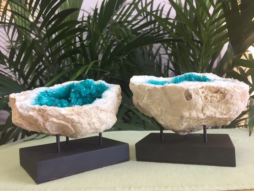 Large Geode Crystal Quartz Specimen Open Geode Pair W/Stands Morocco Blue Geode. - Picture 11 of 12