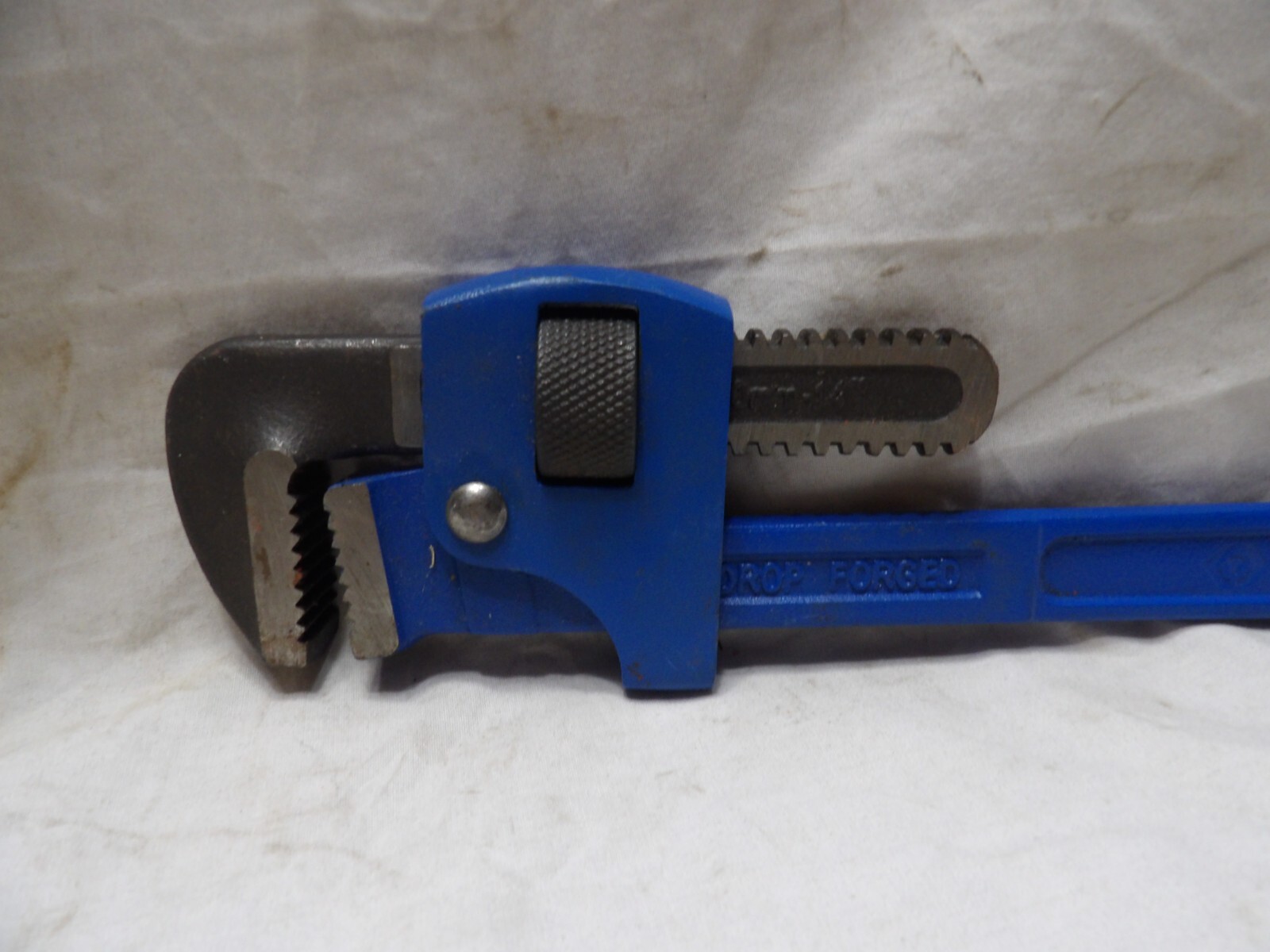 King Tony 14" Pipe Wrench