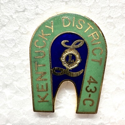 LC165 - BADGE INSIGNE LIONS CLUB DIST.44 PINARDVILLE 1984-85