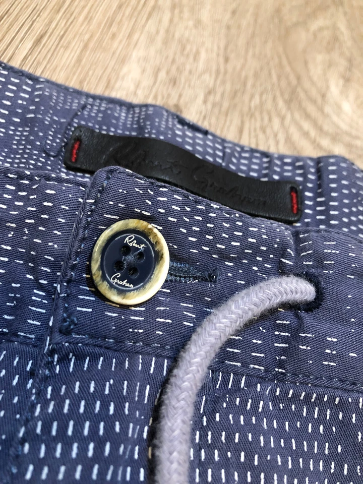 Robert Graham Shorts Men's Size 44 Dark Blue Classic Fit (M78) - Image 3 of 4