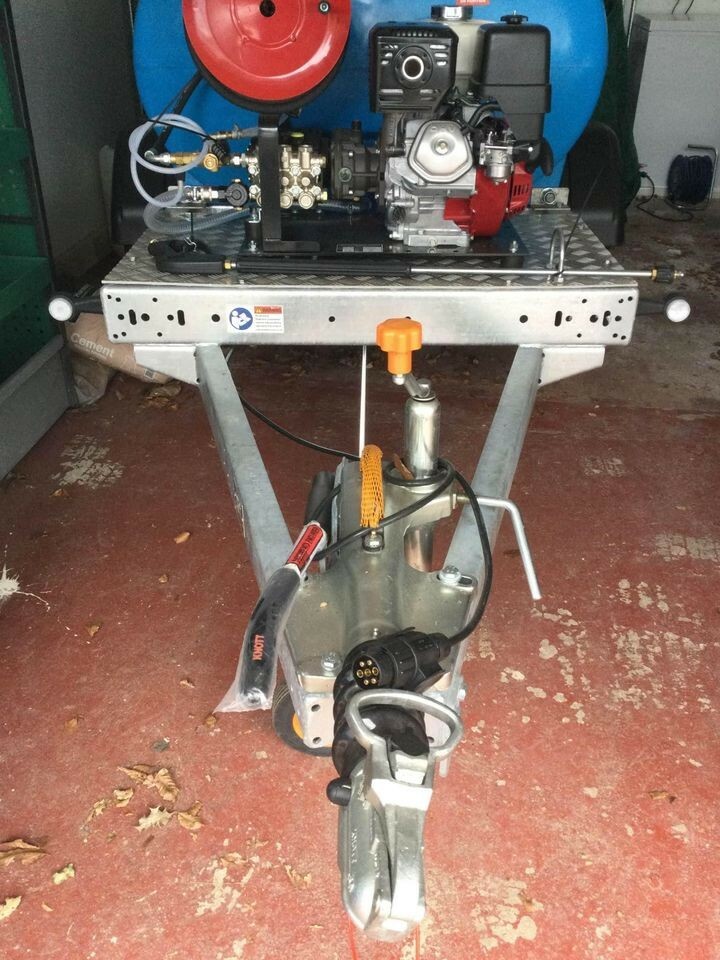 Picture 6 of 7